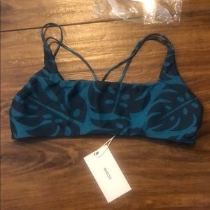 PRICE DROP ✖️✖️ Mikoh Alapio Top / Island Abyss